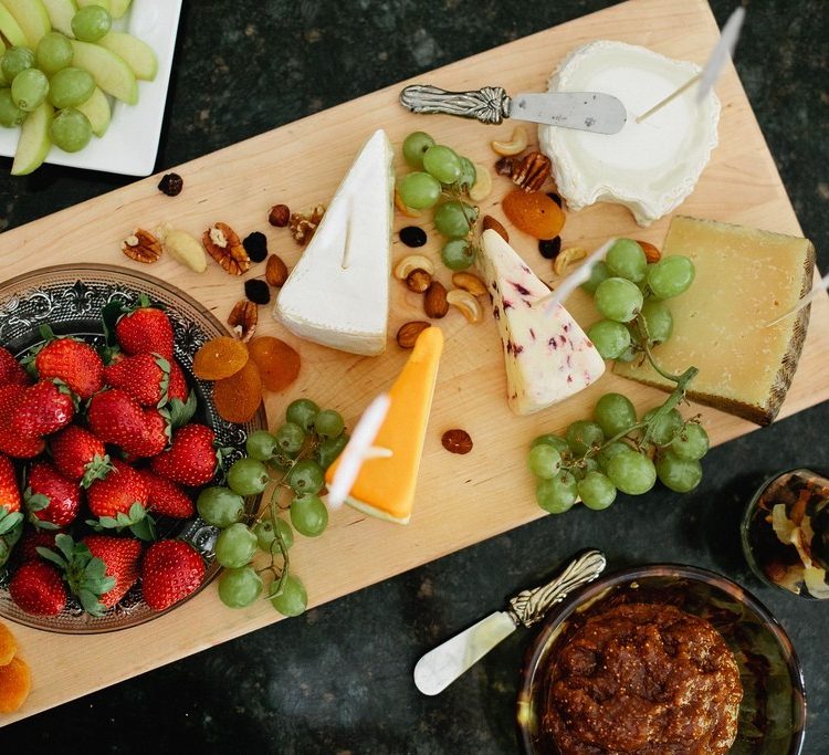 How to Craft the Perfect Cheese Tray