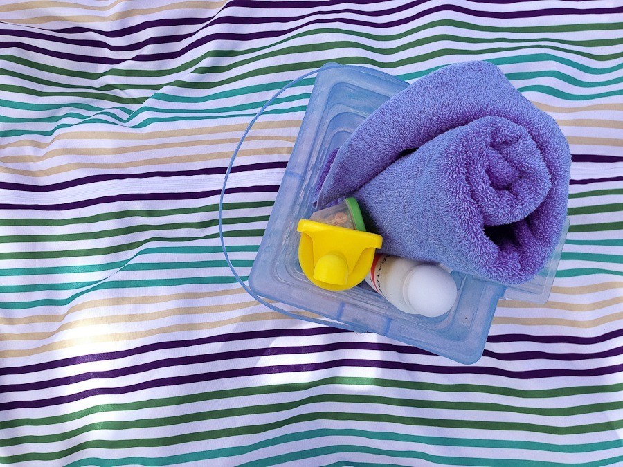 beach-bag-essentials-(1-of-1)