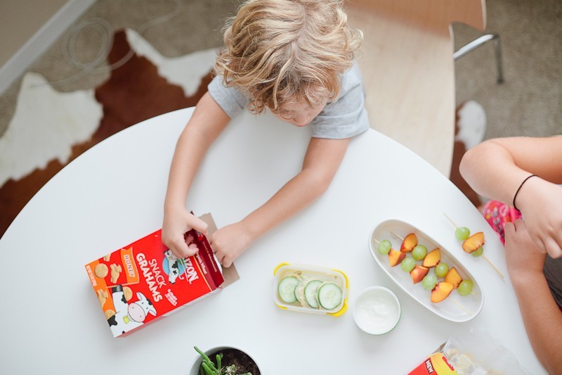 Ideas for packing deliciously creative and healthy lunches kids love with Tabitha Blue of Fresh Mommy Blog and Horizon organic snacks!