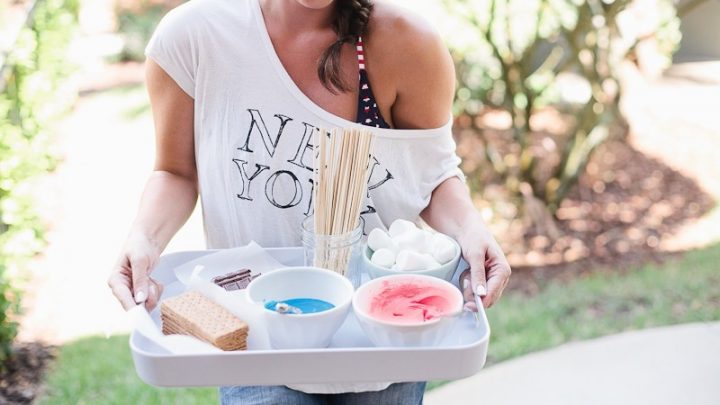Create easy Patriotic Smores for the Fourth of July in this Red, White and Smores post from Tabitha Blue of Fresh Mommy Blog