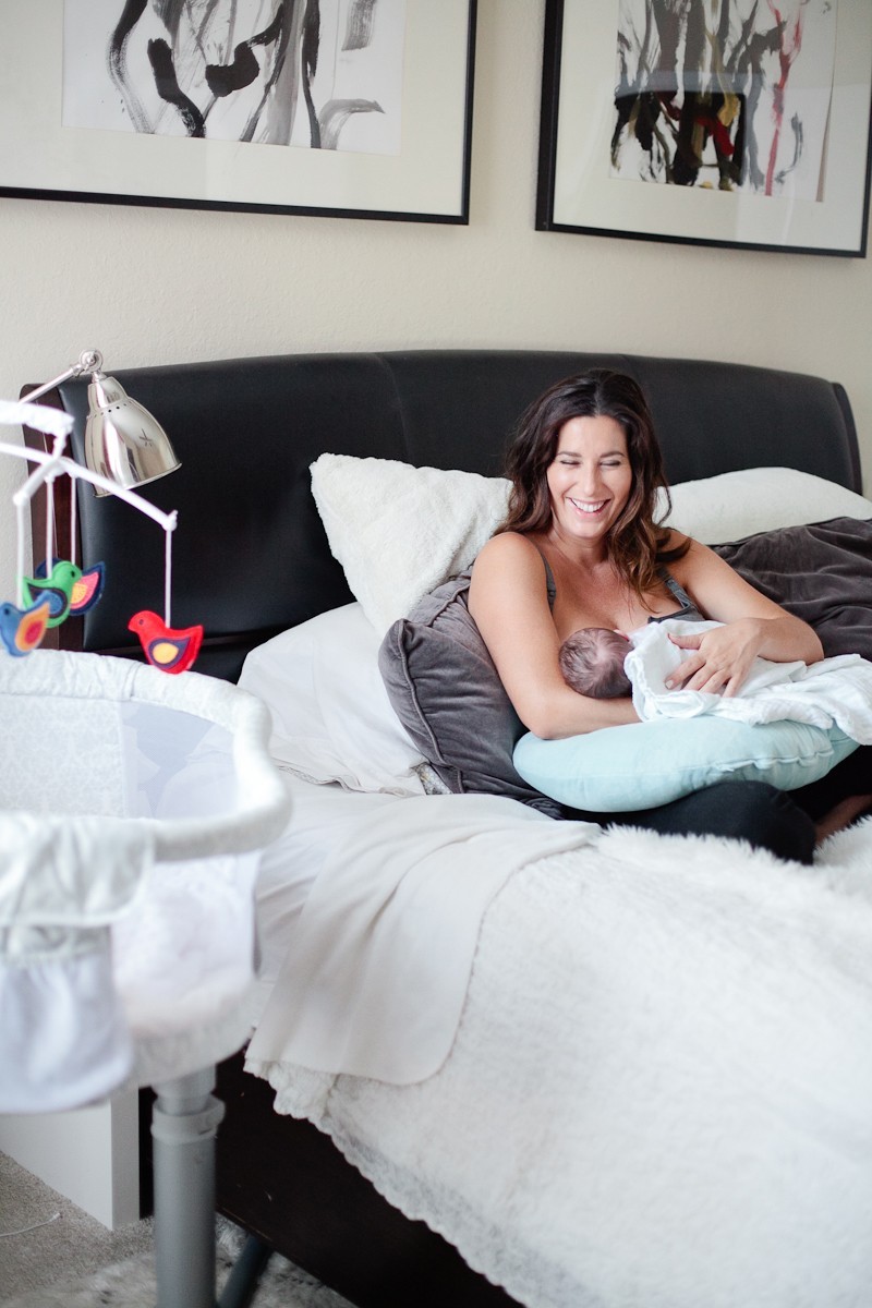 Breastfeeding Basics. Tips for less breastfeeding stress in those first weeks