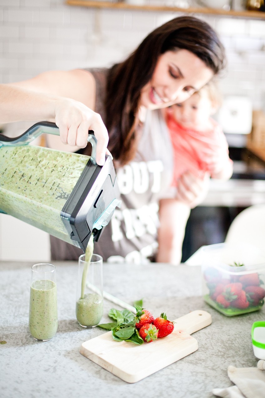 My Morning Smoothie Makeover and smoothies for EVERY diet... keto smoothies, paleo options, dairy-free and more! Download the Morning Smoothie Makeover menu and learn my favorite kitchen hack for keeping fruit and veggies FRESH longer!!