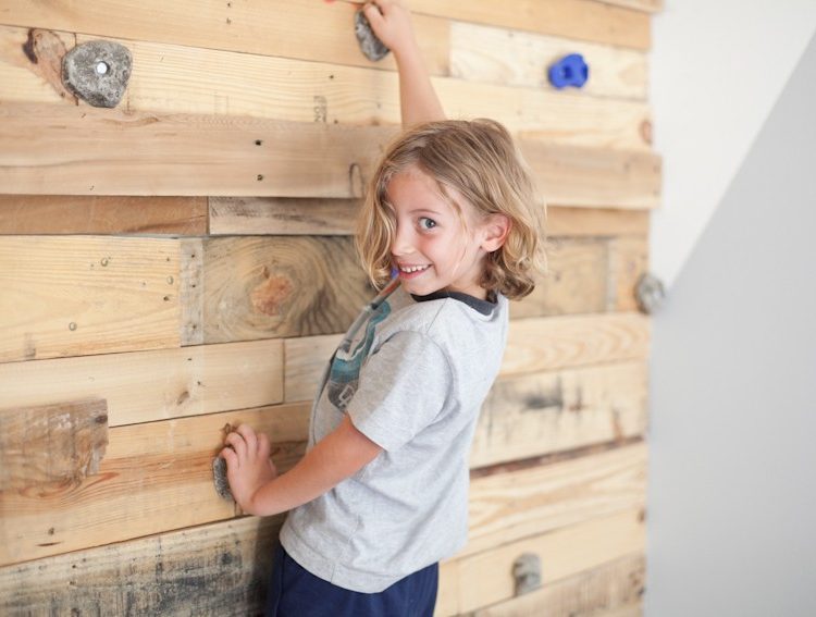 Shared Boy’s Room Inspiration + DIY Pallet Climbing Wall