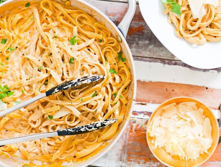 YUMMM is all I can say! I know why you're here: it starts with PUMPKIN… Pass on the BORING white alfredo and whip up this creamy pumpkin alfredo dish that's perfect fall dinner and easy enough for a weeknight meal!