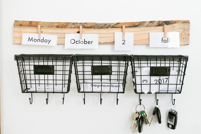 HOW TO DIY Learning and Educational Home Wall Calendar