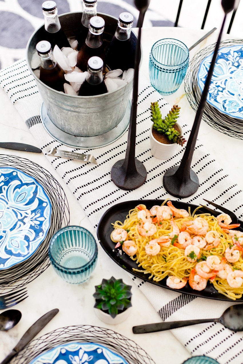 Summer Recipe: Simple Sizzling Shrimp Scampi and easy summer tablescape for entertaining featured by popular Florida lifestyle blogger Fresh Mommy Blog