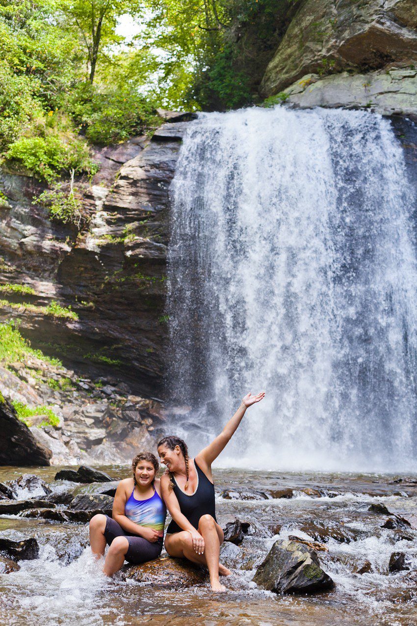 A Quick Maggie Valley Travel Guide for your Next Smoky Mountains Vacation featured by top Florida travel, life and style blog, Fresh Mommy Blog: hiking and waterfalls - Looking Glass Falls