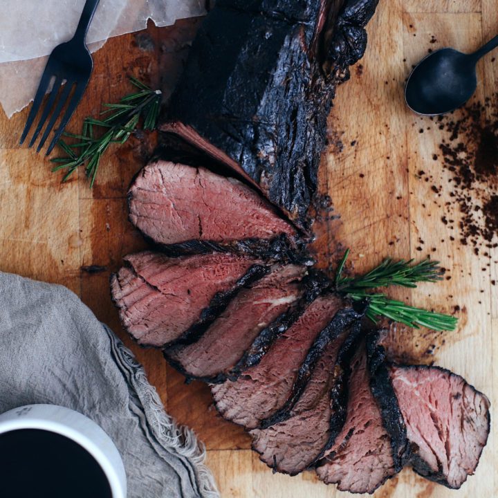 Best Way to Cook Beef Tenderloin with Espresso Crusted Chateaubriand Recipe from top Florida lifestyle blogger Tabitha Blue of Fresh Mommy Blog. How to get deliciously tender steak every time and the best coffee steak rub.