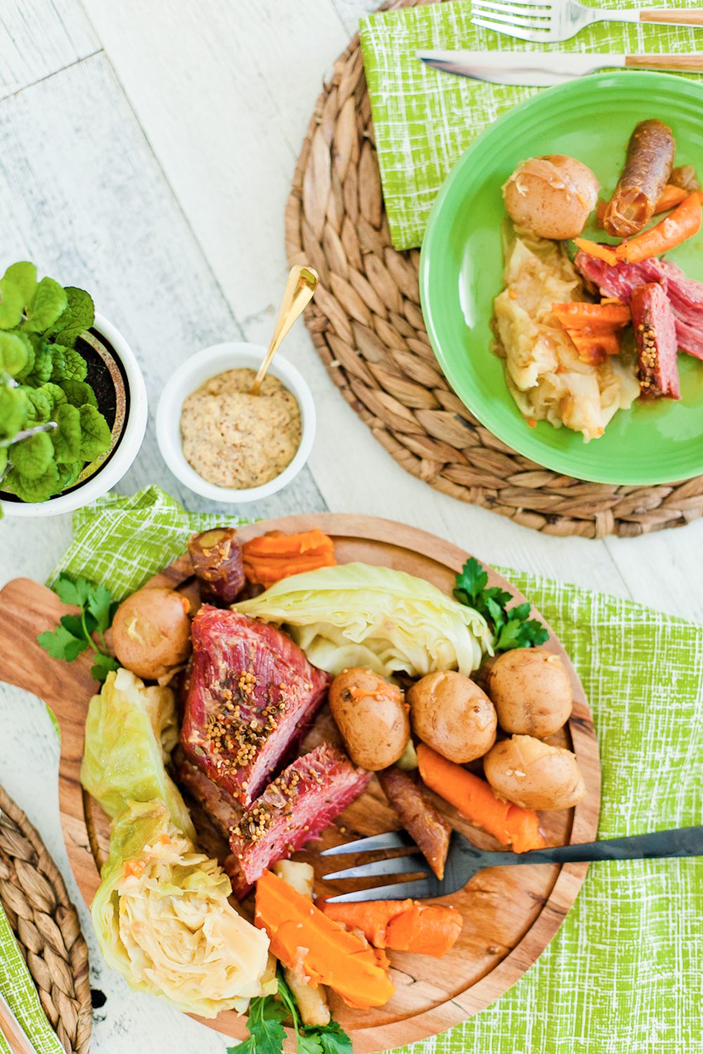 Tender Instant Pot Corned Beef and Cabbage in guinness recipe by popular lifestyle Florida blogger, Tabitha Blue of Fresh Mommy Blog! This tender, beer-infused Instant Pot Corned Beef and Cabbage is the perfect way to celebrate St. Patrick’s Day and is easy to cook in less time.