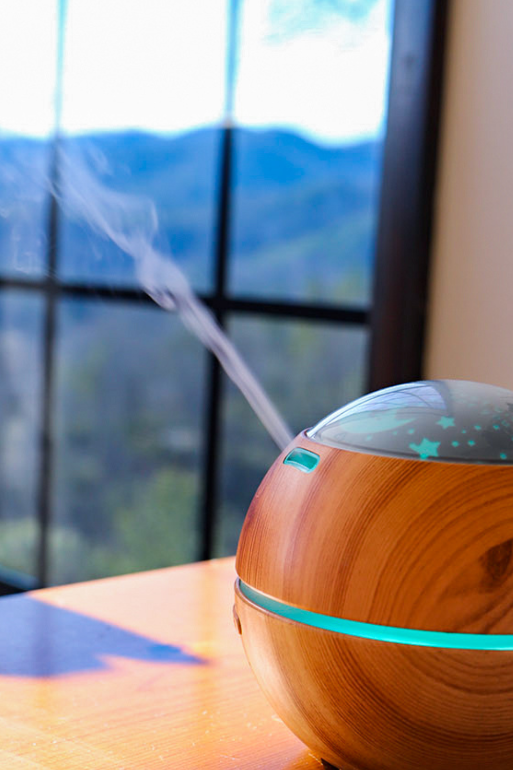 Woodsy Essential Oil Blends to Make the Weekend at the Cabin All the More Calming