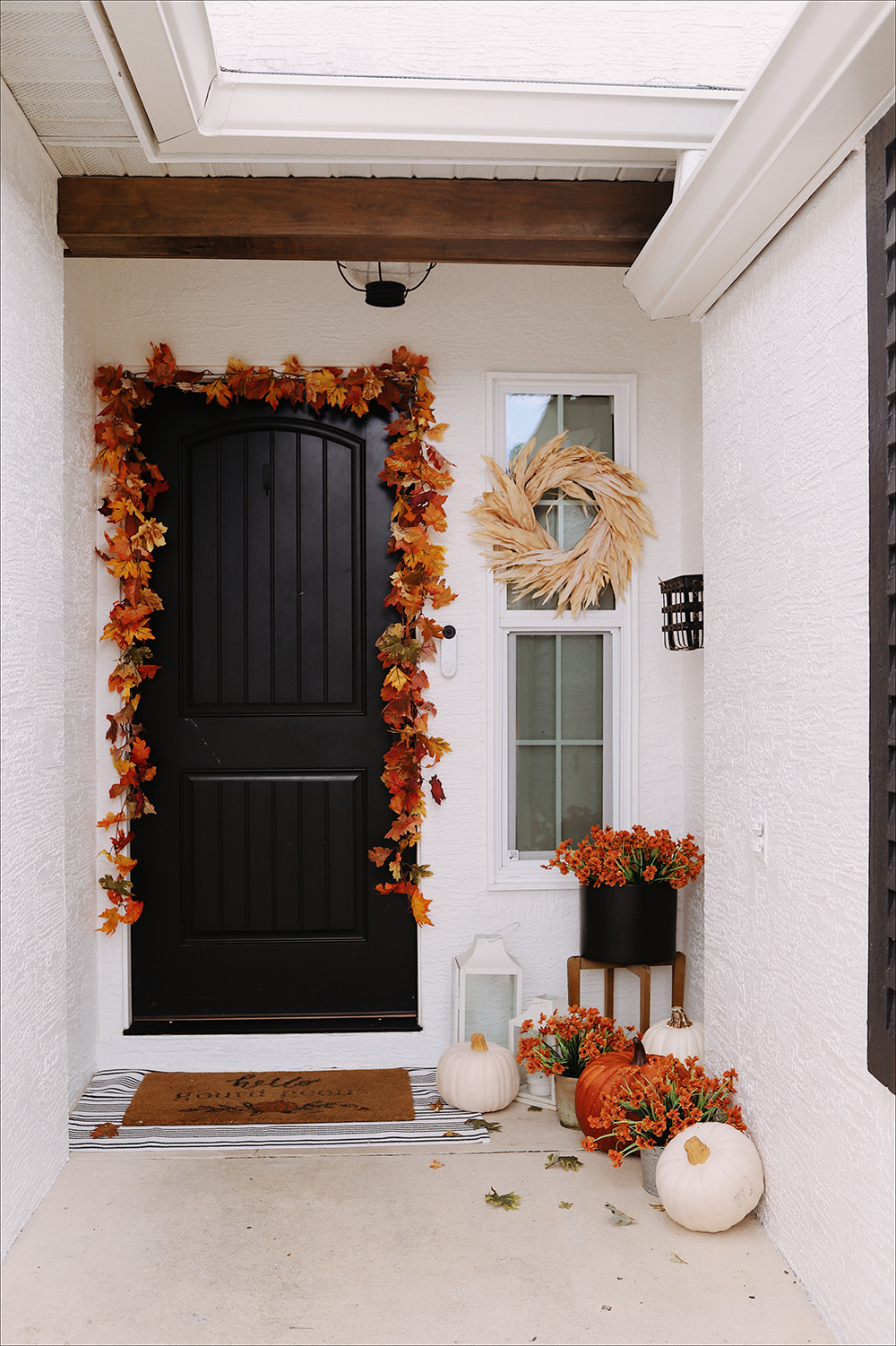 Fall porch decorating ideas.
